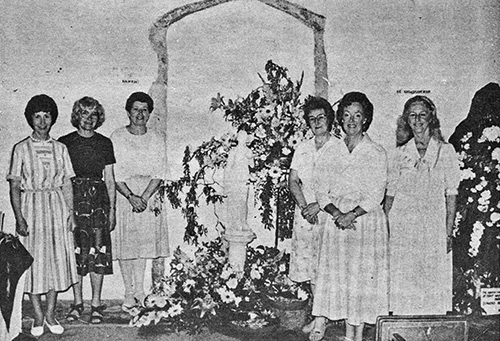 Newspaper report on 1986 Flower Festival